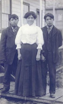 Two First Nations boys and a First Nations girl