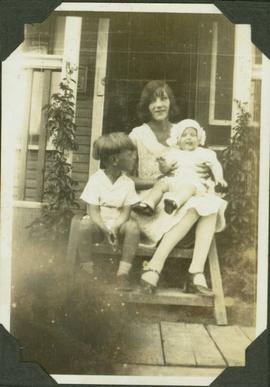 Mrs. Charlie Weir and family