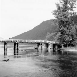 Bridge over Lardeau River