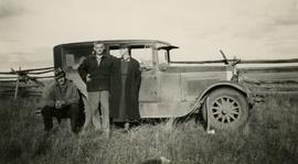 Gordon Wyness, Philip Monckton, and Lavender Monckton by car