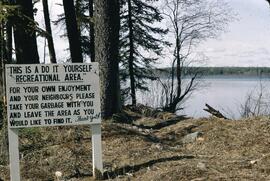 "This is a Do It Yourself Recreational Area" sign at One Island Lake