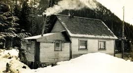 Cabin home of H.H. Welda