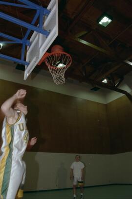 UNBC Basketball 1997-1998 - Image 06