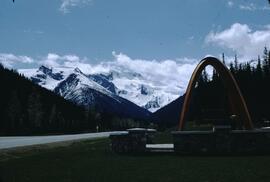 Rogers Pass Summit memorial monument