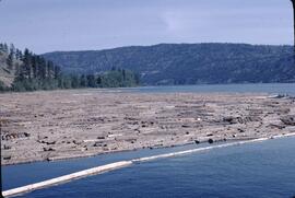 Log booms
