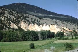 Iron oxide cliffs near Clinton