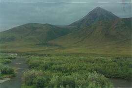 Blackstone R, km 116 Dempster Hwy - 02