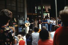 Busker in Gastown