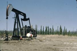 Oil well at Boundary Lake