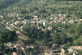 Residential houses on hillside at Trail