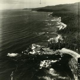 Aerial photograph of West Coast Trail at Tsusiat Point Hole in the Wall