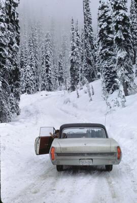 Salmo Creston highway in winter