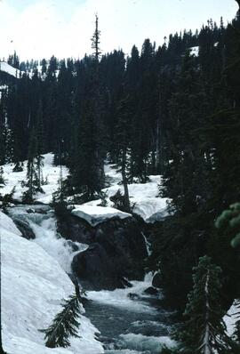 River in valley on the Corduory trail