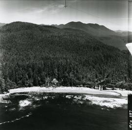 Aerial photograph of West Coast Trail at Tsusiat Falls