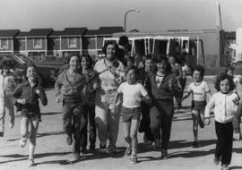 Iona Campagnolo jogging with group of Hilldale Public School students in Brampton