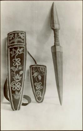 Dagger and pouch