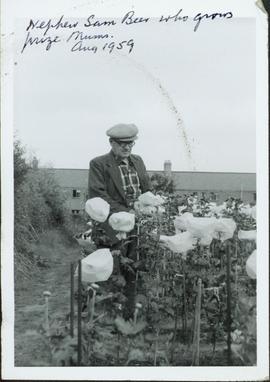 Family photographs from England: Nephew Sam Beer who grows prize Mums