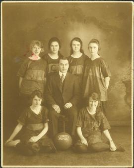 Portrait of Violet Taylor's Basksetball Team