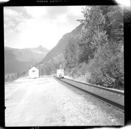 CNR Mount Robson stop